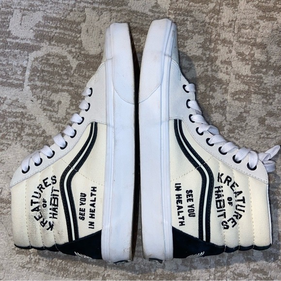 Vans Sk8-Hi Graphic Skate Shoes White Black Men 7 Women 8.5 - Picture 9 of 13